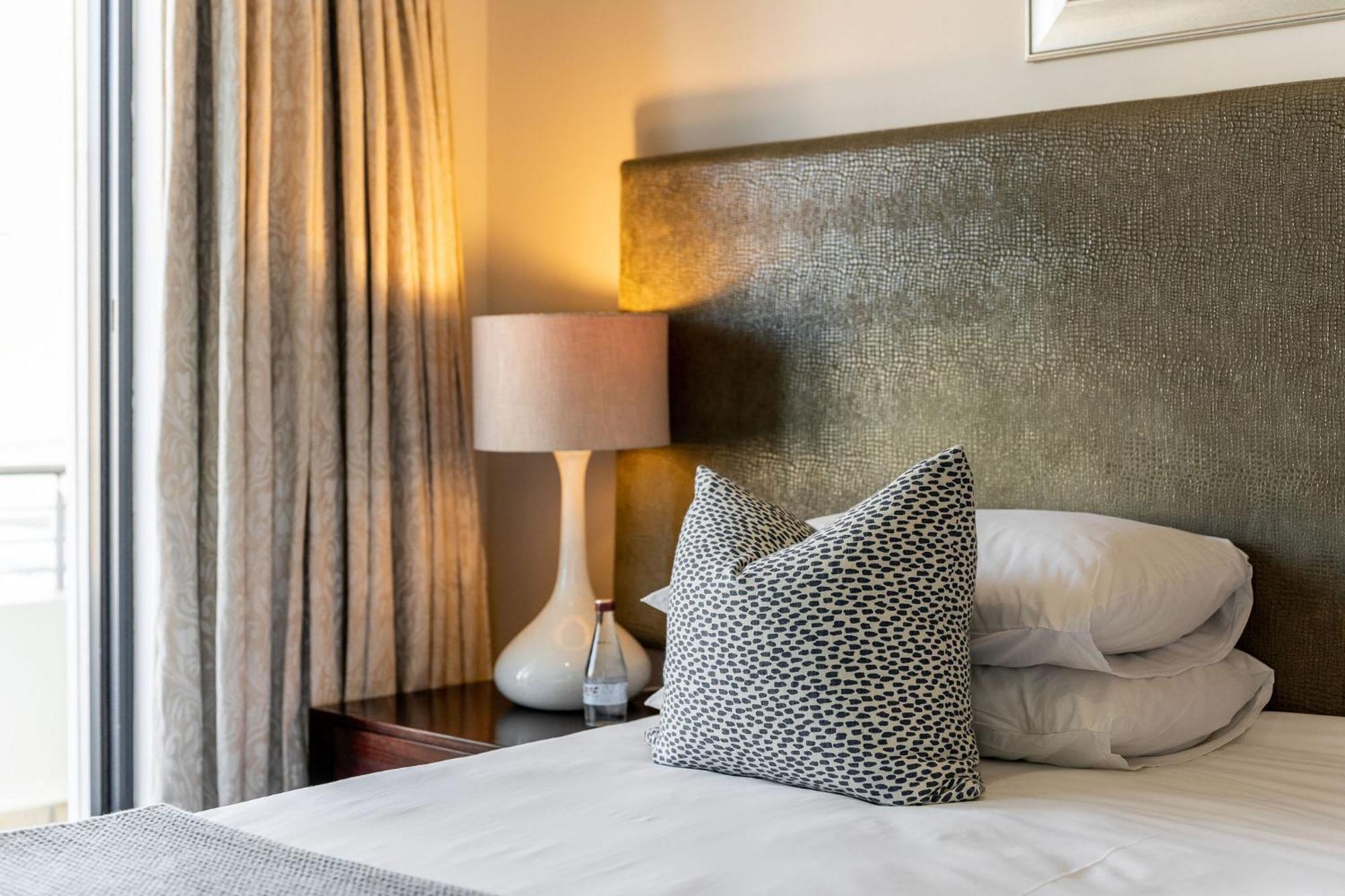 הרמנוס Harbour House Hotel - Harbour Square חדר תמונה